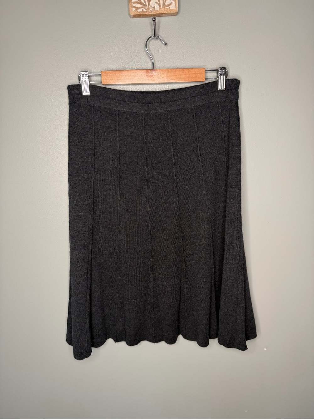 Eileen Fisher Merino Wool Pleated Knit Knee Length Skirt - Picture 3 of 10